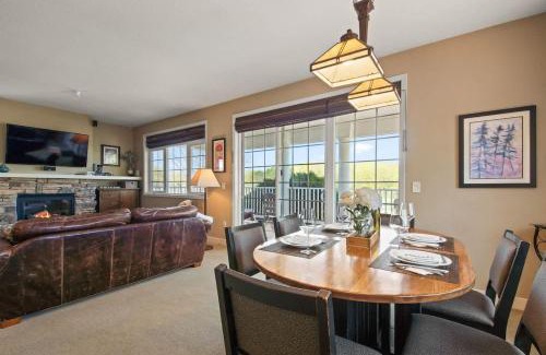Bellaire Casa | Unique, Personalized open living condo, Golf, SKi, near Shanty Creek, WIFI