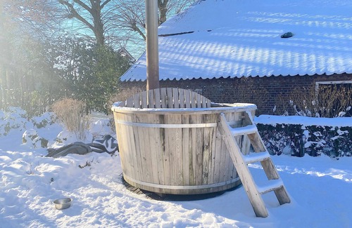 Zeeland Casa | Unique Pipowagen with optional hot tub