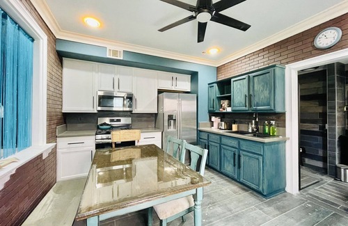 Oxnard Apartamento | Unique place with style