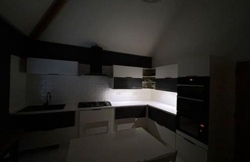 Rugby Casa | Unique private 2 bedroom property