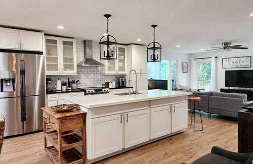 Mililani Casa | Unique, private and central