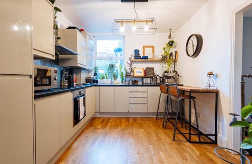 Leytonstone Apartamento | Unique private apartment w/Easy access to Central London