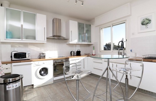 La Croix des Gardes Apartamento | UBICACIÓN ÚNICA CON UNA VISTA DE DREAMLOOKING DE CANNES BAY