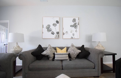 Four Corners Casa | Unique sanitized home near parks and shopping centers