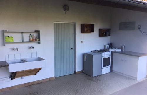 Domfront en Poiraie Cabina | Unique & serene 1-Bed Cabin close to Domfront