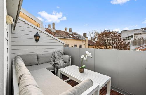 Vika Apartamento | Unique top floor - Super central - 2 bedr - 78 m2
