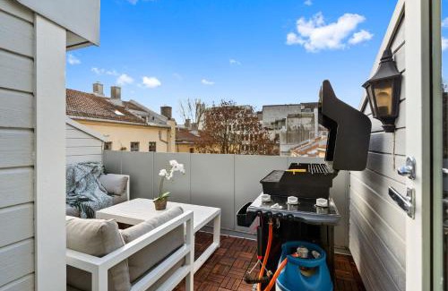 Vika Apartamento | Unique top floor - Super central - 2 bedr - 78 m2