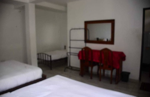 Nuwara Eliya Cama Y Desayuno | Unique View Guest