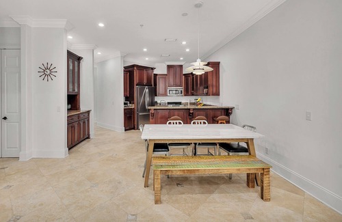 King City Condominio | Unique Villa in the Pier Village! Perfect for FLETC and extended stays!
