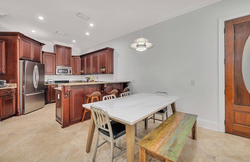 King City Condominio | Unique Villa in the Pier Village! Perfect for FLETC and extended stays!