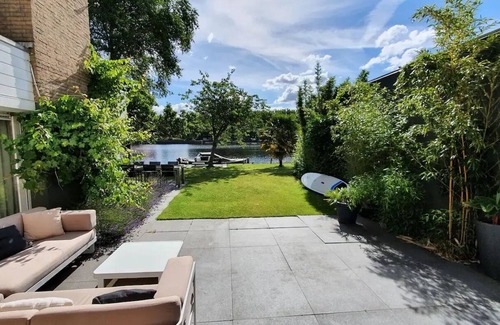 Westlandgracht Casa | Unique Villa With Fantastic View Over the Water