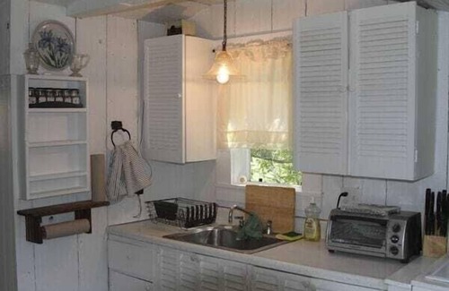 North Truro Cabaña | Exclusiva cabaña de artista frente al mar con chimenea, patio, hamaca - 5 plazas