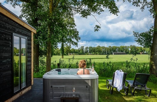 Municipality of Rijssen-Holten Cabaña | Lodge de bienestar único en Holterberg