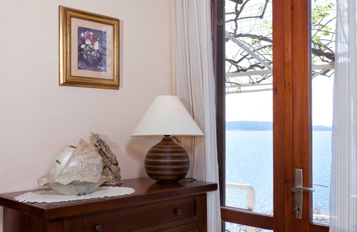 Dubrovnik Villa | Uniquely Located Seafront Villa - Private Beach & Large Pool, Near Dubrovnik
