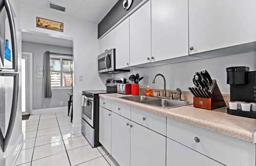 Middle River Terrace Apartamento | Unit 1 - Cozy apartment in Fort Lauderdale