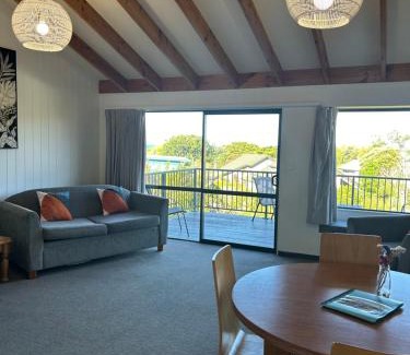 Kaiteriteri Casa | Unit 10 Kaiteri Apartments and Holiday Homes