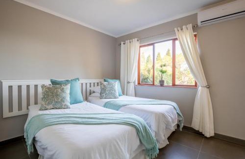 White River Apartamento | Unit 12, Greenway Woods, White River