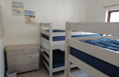 Zinkwazi Beach Chalet De Esquí | Unit 2 at Place of the Eagle