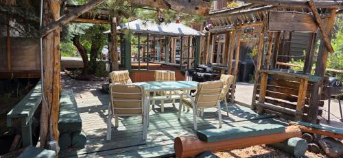 Cedaredge Cabina | Unit 2 at the Cedaredge Lodge