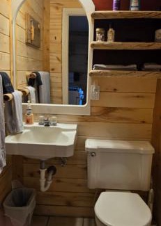 Cedaredge Cabina | Unit 2 at the Cedaredge Lodge