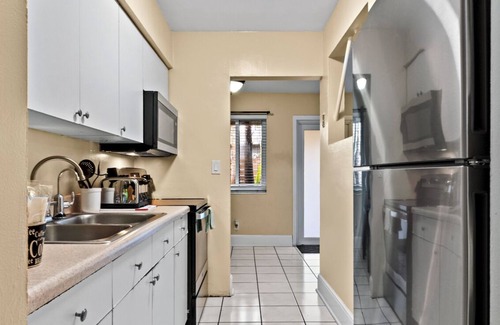Middle River Terrace Condominio | Unit 2 - Cozy apartment in Fort Lauderdale