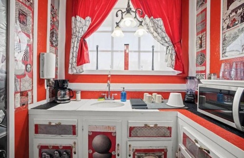 Liberty Hill Casa | Unit 2 Whimsical 2-Bedroom Unit at River Ranch Inn