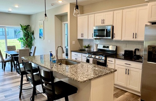 Rochester Casa | Unit 2365J | 2bd/2bth | Single-Family Home