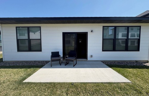 Rochester Casa | Unit 2365J | 2bd/2bth | Single-Family Home