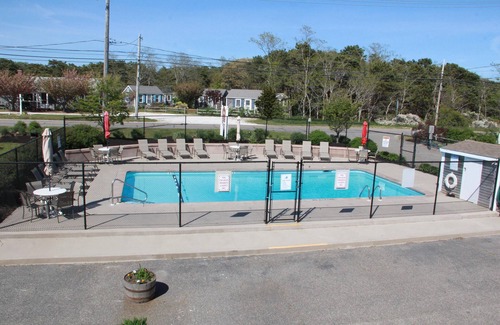 North Truro Condominio | Eficacia encantadora en planta baja con A / C Unit # 3