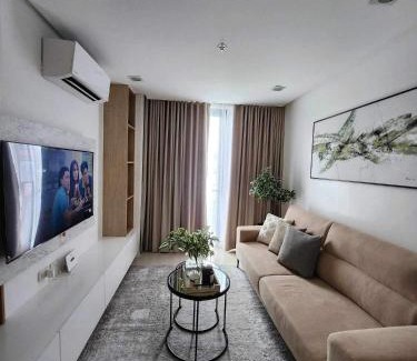 Pallocan Apartamento | Unit 301 at One Pontefino