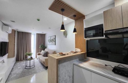 Pallocan Apartamento | Unit 301 at One Pontefino
