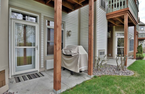 Birchwood Condominio | Unit 411a 1 BD/ 1 BA Condo