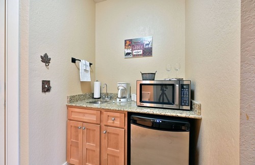 Birchwood Condominio | Unit 433b Efficiency 1bd/ 1 Ba Condo Condo