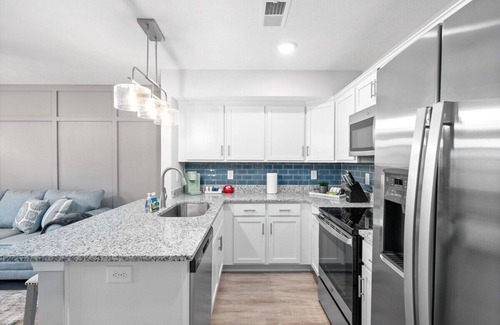 Clarksville Casa | Unit #808 Peachers Place Townhomes