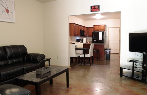 Conway Casa | Unit B- A charming 3-bedroom duplex with a cozy atmosphere