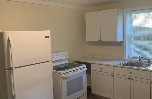 Folly Beach Apartamento | Unit B, Spirit of Folly, Pet Friendly, 2 short blocks - 100 yards - to the beach