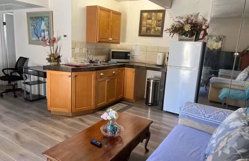 Centerville Casa | Unit C - The Hideaway