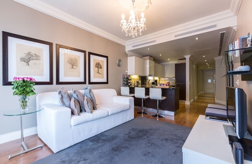 Green Point Hotel | Unit Number 318 Cape Royale Luxury Apartments