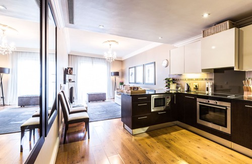 Green Point Hotel | Unit Number 318 Cape Royale Luxury Apartments