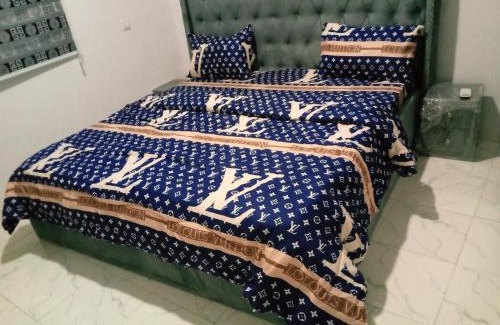 Abeokuta Apartamento | United suite
