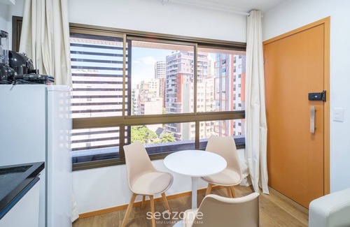 Barra Apartamento | Units in Building With Swimming Pool in Barra-ssa - EUB