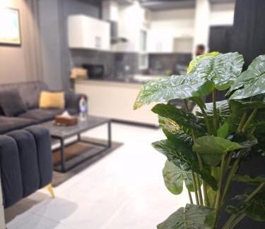 Lahore Apartamento | Universe Apartment 1bedroom By StayLux Suits