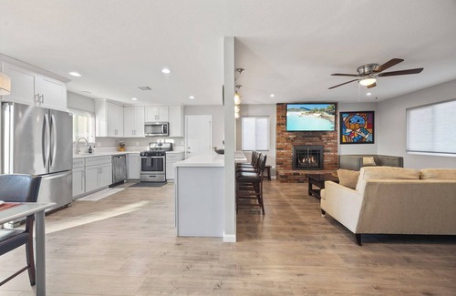 University City Casa | University Haven