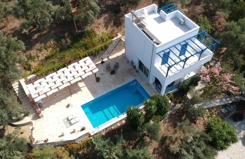 Gialova Villa | Vistas ilimitadas al mar en la bahía de Navarino
