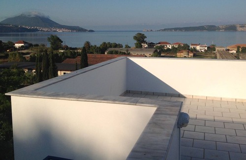 Gialova Villa | Vistas ilimitadas al mar en la bahía de Navarino