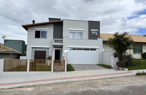 Garopaba Casa | ¡casa imperdible con piscina!
