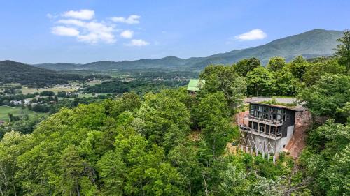 Wears Valley Casa | Unobstructed Panoramic Mountain Views