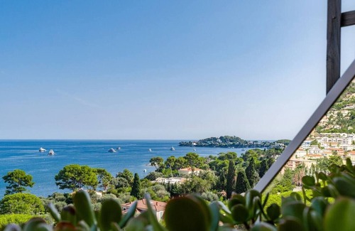 Saint-Jean-Cap-Ferrat Apartamento | UNPARALLELED PANORAMIC VIEWS OF COASTAL BLISS IN VILLEFRANCHE AND CAP-FERRET