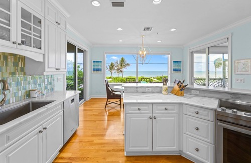 Captiva Casa | Unparalleled Gulf-to-Bay Living - Luxury Beachfront Retreat-Captiva Island