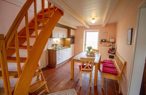 Freepsum Casa | Unser Ferienhaus Utkiek ist ein Historisches Gebäude das wir 2011 mit Viel Liebe